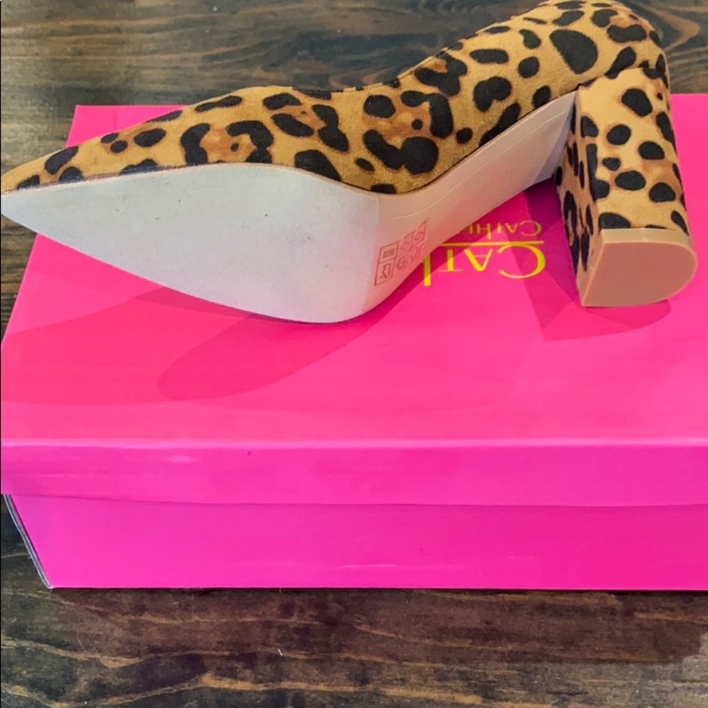 Catherine Malandrino Faux Suede Pumps - Picture 4 of 5